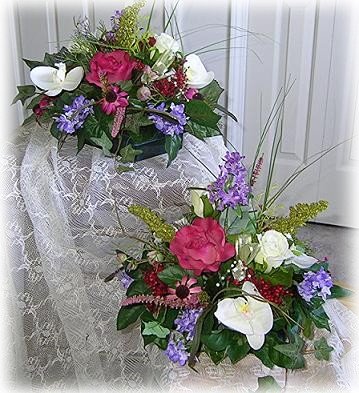  arrangements are the perfect addition to your wedding reception tables